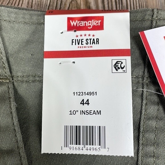 Wrangler Five Star Epic Soft Relaxed Fit Cargo Shorts Size 44 With 10” Inseam - Picture 7 of 10